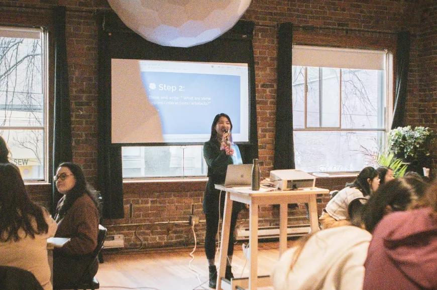 Linh Phan facilitating a community Service Design workshop
